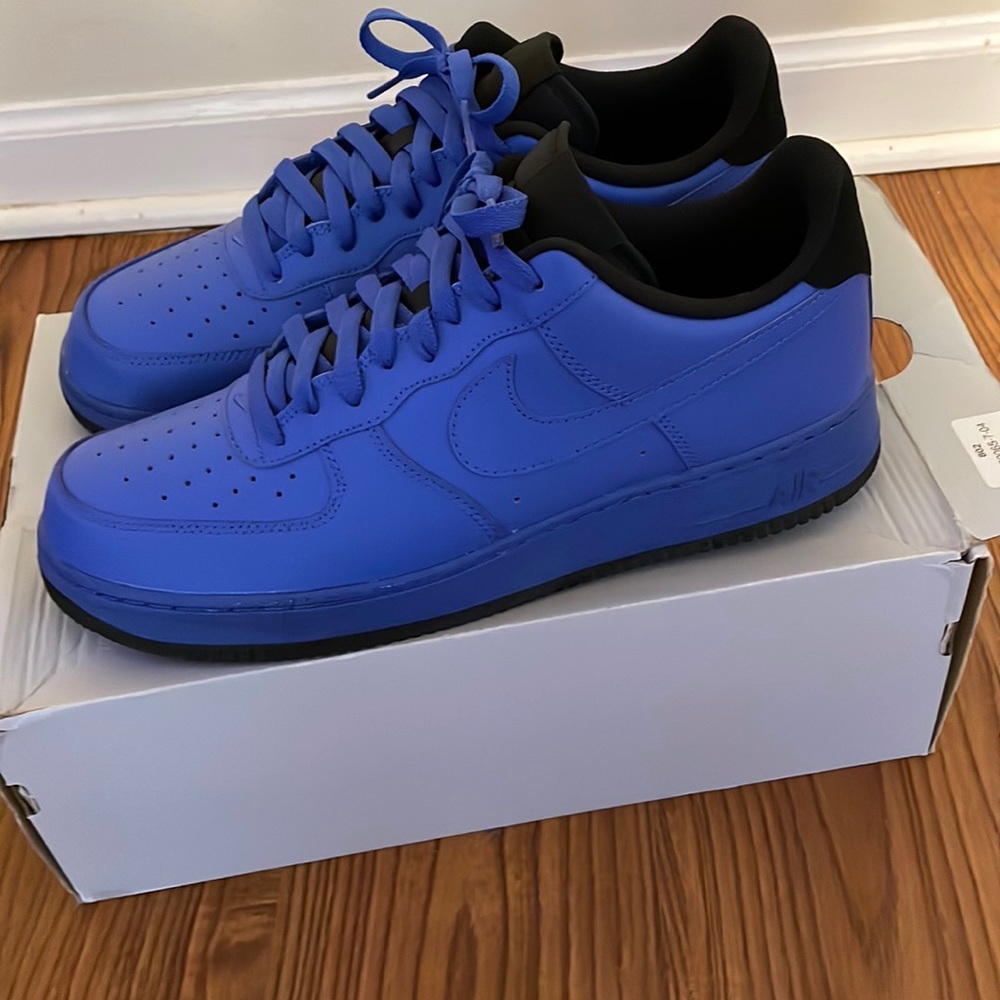 Practically Still Brand New Nike Air Force 1. Size 12.